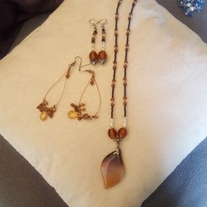 Gorgeous glass beaded necklace and earring set